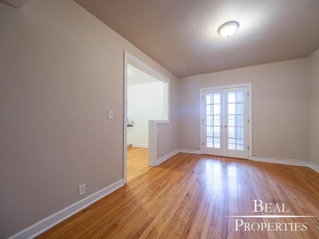 Primary Photo - 2 bedroom in DEERFIELD IL 60015