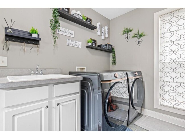 Building Photo - 12598 84th Pl N