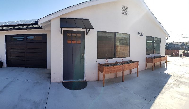 Building Photo - 1113 Trouville Ave