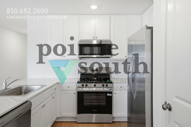 Building Photo - 16101 Eden St