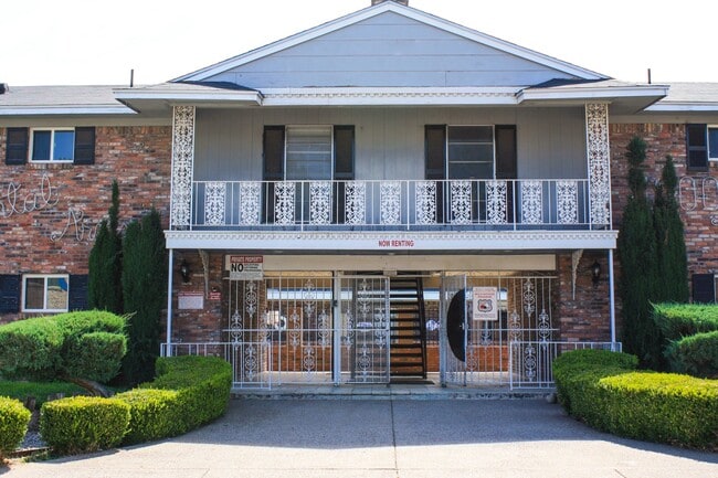 Primary Photo - Continental Arms Apartments: Charming Gated Community