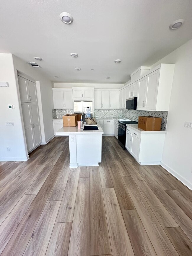 Building Photo - 12204 Riley Ln