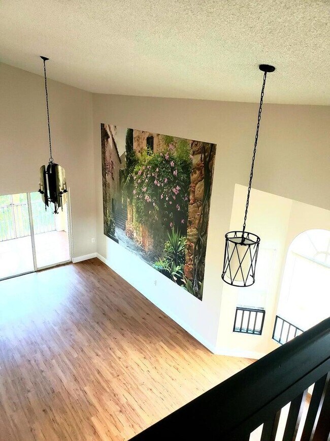 Building Photo - 13206 Glenmoor Dr