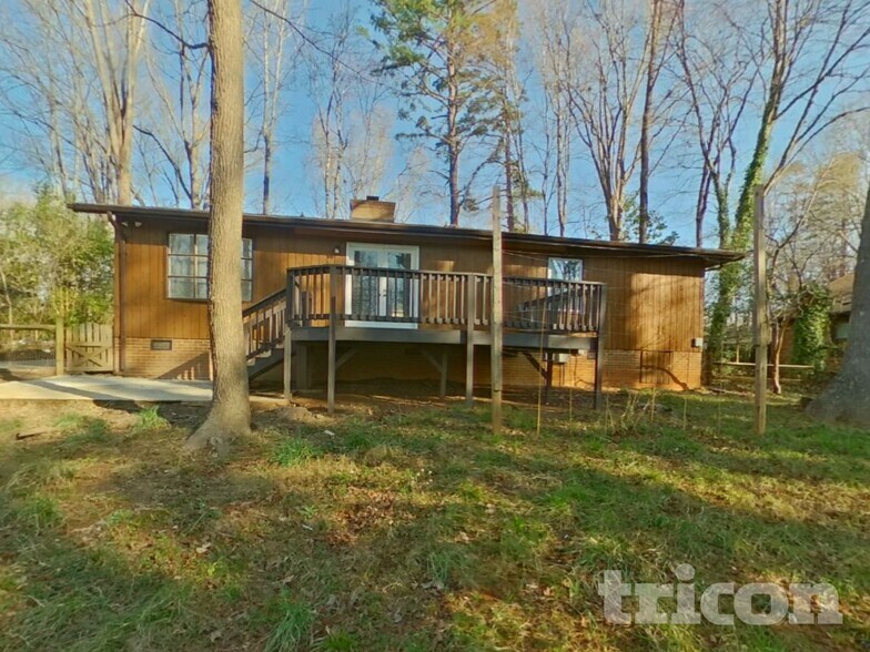 Building Photo - 911 Burtonwood Cir