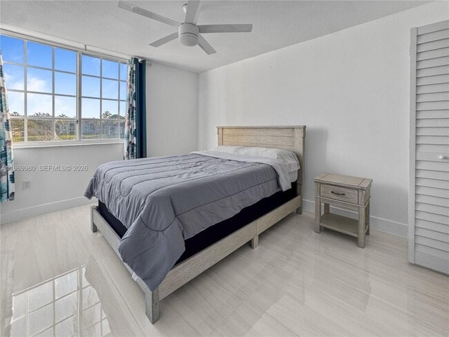 Building Photo - 2123 Renaissance Blvd