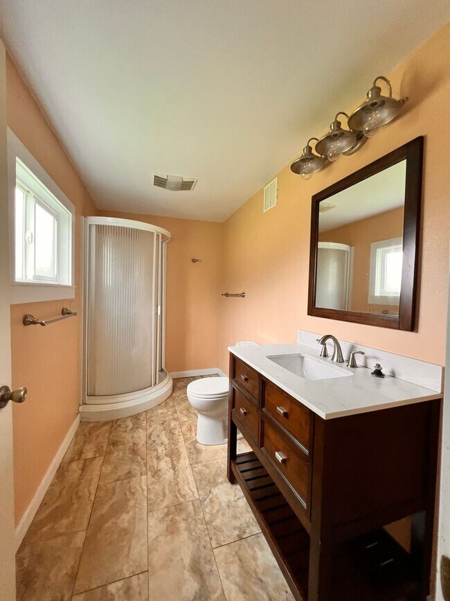 Building Photo - 98382 Sitkum Ln