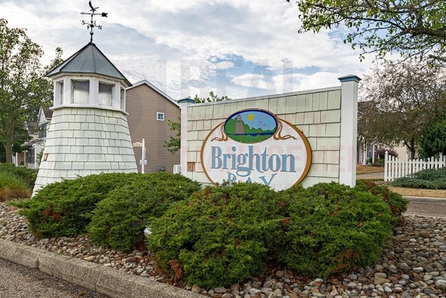 Building Photo - Beautifully maintained 3 Bed 2 Bath Home i...