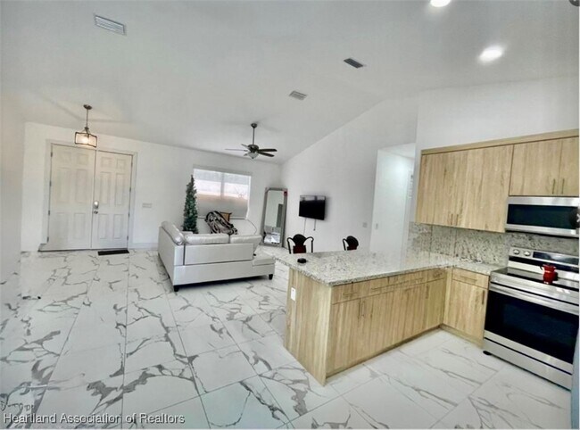 Building Photo - 4128 Barbarossa Ave