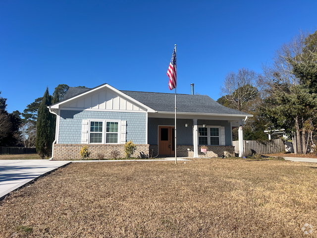 Building Photo - 621 Hadley Ct