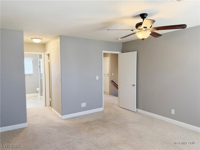 Building Photo - 2062 Club Crest Way