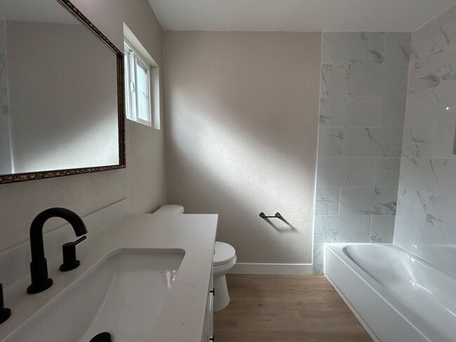 Building Photo - 2699 E Silk Oak Dr