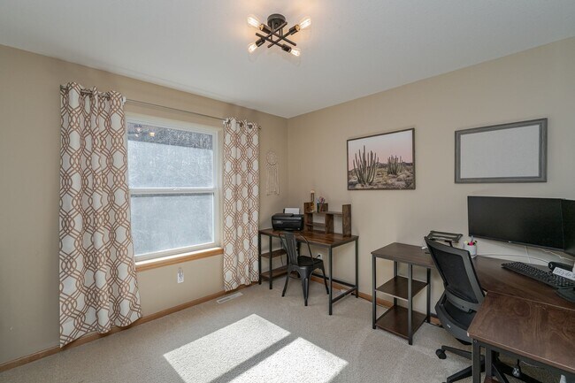 Building Photo - Spacious Home With Finished Basement And 3 Car Garage