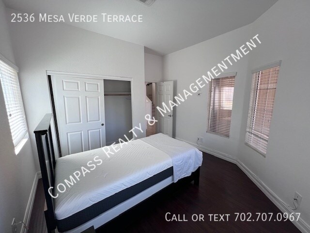 Building Photo - 2536 Mesa Verde Terrace