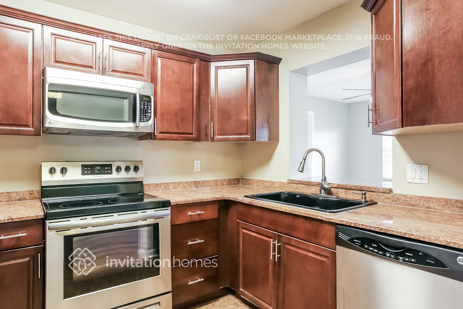 Building Photo - 6713 Riparian Rd