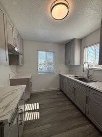 Building Photo - 1610 W Civic Center Dr