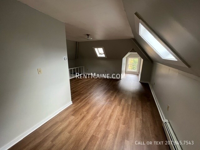 Building Photo - 85 Second St. Unit-C