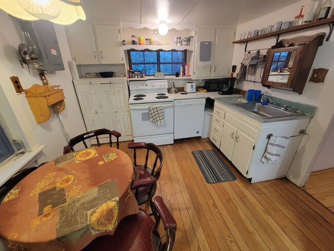 Building Photo - 5 Anderson Creek Rd