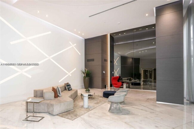 Building Photo - 3300 NE 192 St