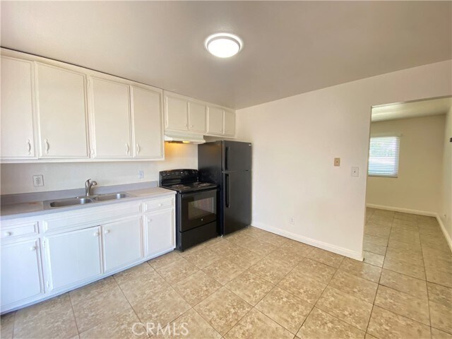 Building Photo - 15129 Elm Ct