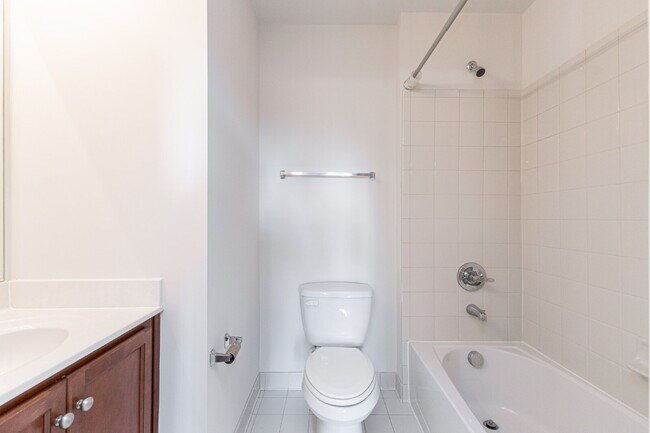 Building Photo - This beautiful townhouse has everything yo...