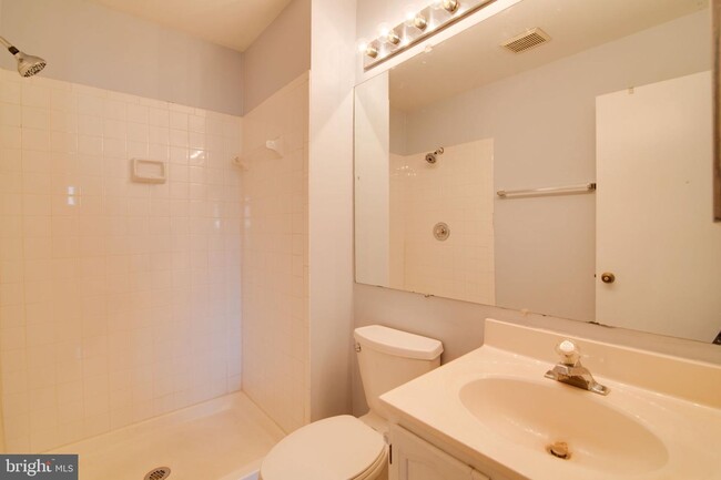 Building Photo - 10707 Gideon Ct