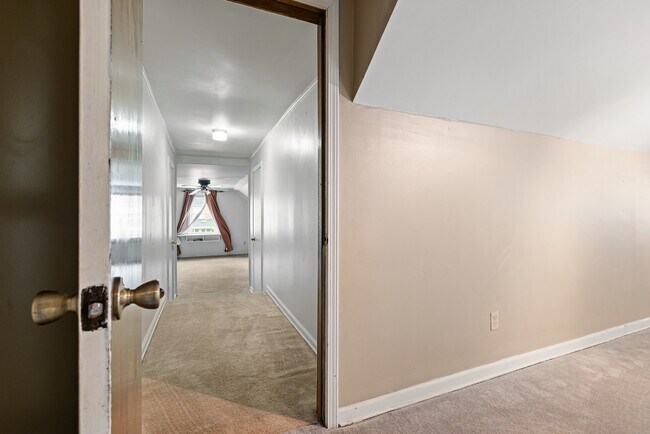 Building Photo - 1879 Corbin Rd