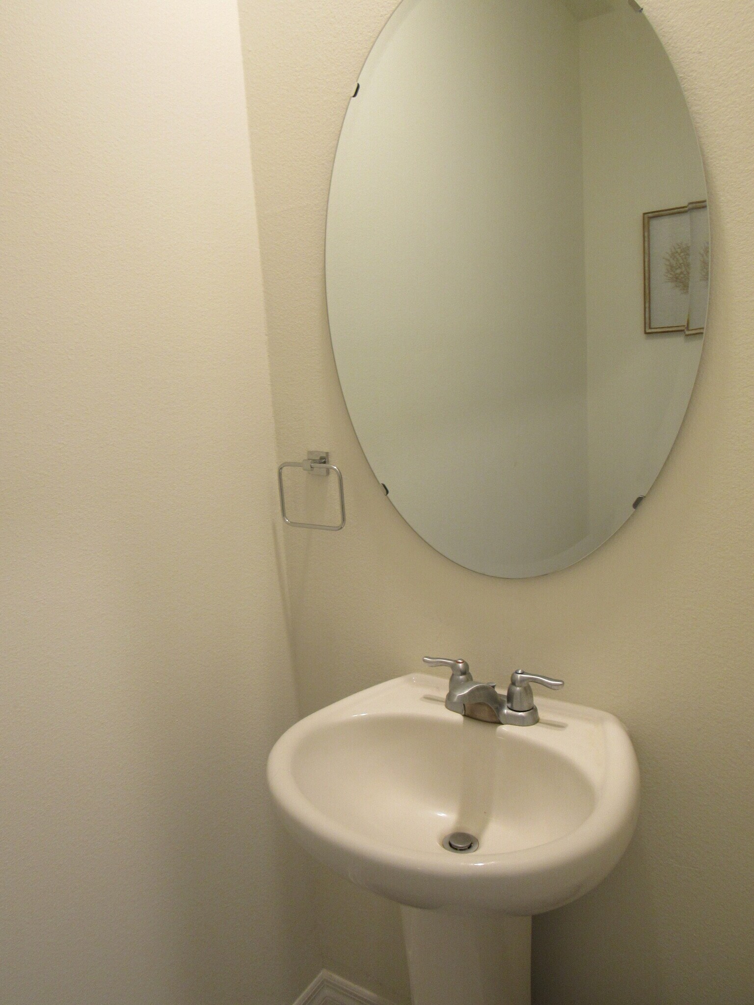 Half bath - 3 Bella Lago Cir