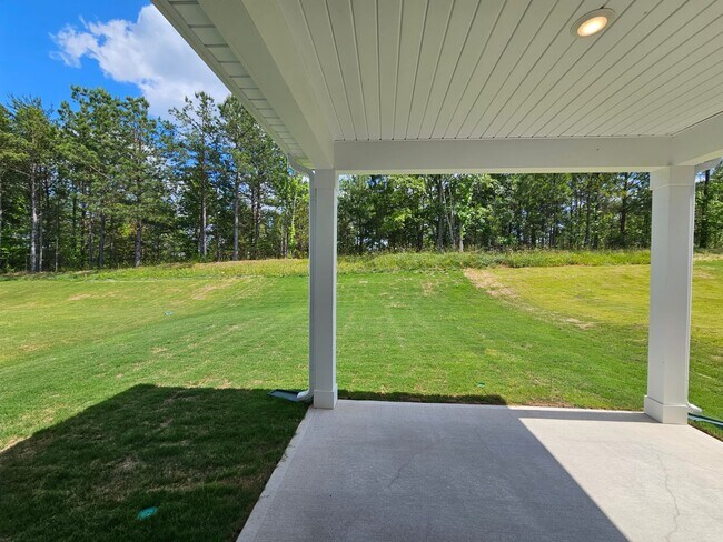 Building Photo - 224 Lanyard Ln