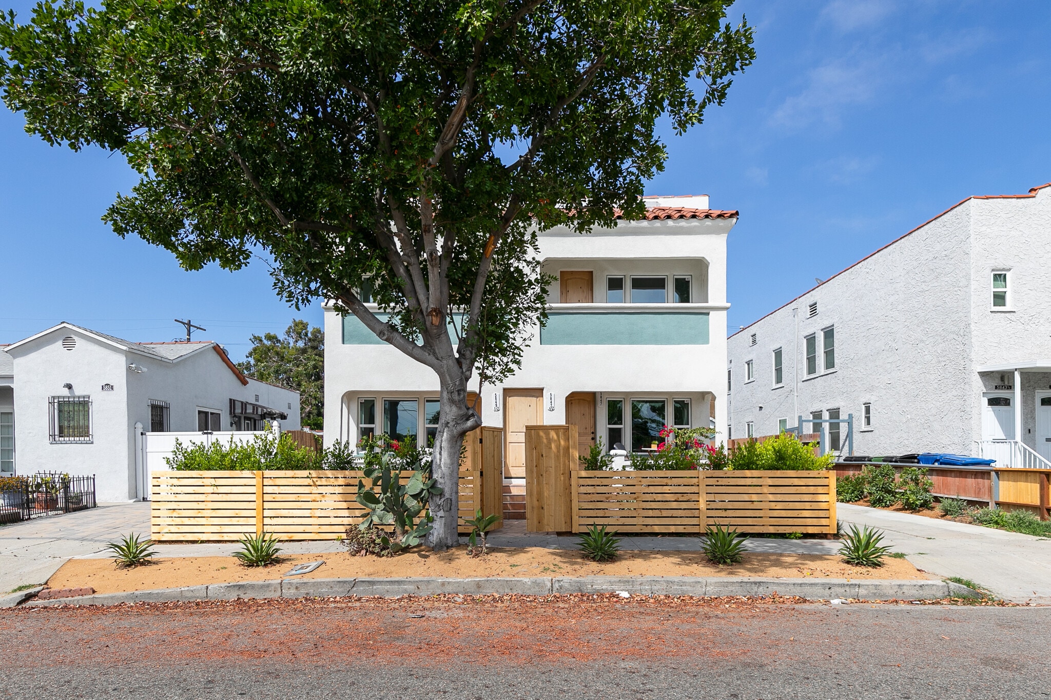 Building Photo - 5847 Ernest Ave