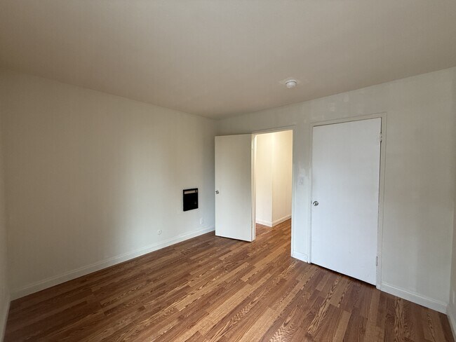 Building Photo - 2632 Warring St