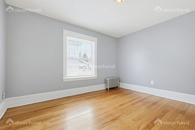Building Photo - 121 Delmont Ave