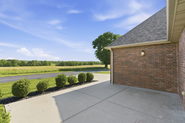 Building Photo - 3835 E Brookdale Terrace