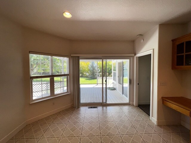 Building Photo - 11155 Ringtail Rd