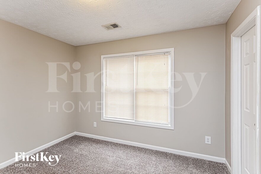 Building Photo - 5508 Rose Ridge Ct