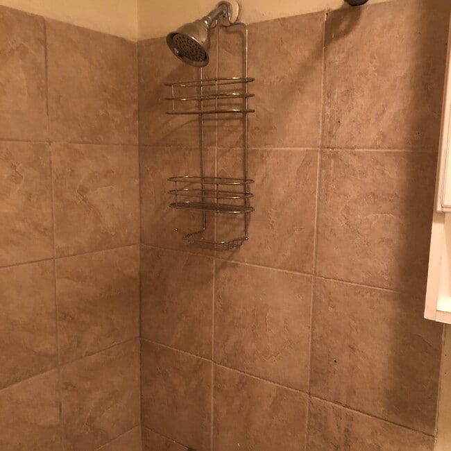 Building Photo - 3247 Saxon Pl