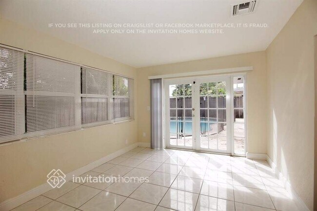 Building Photo - 781 SW 64th Terrace