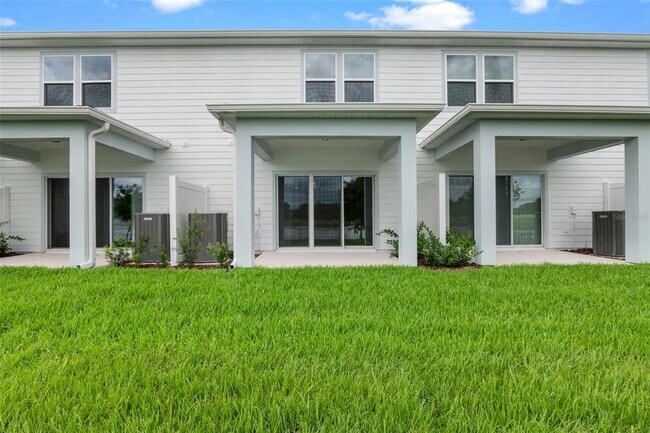 Building Photo - 3142 Emerald Acrs Ln