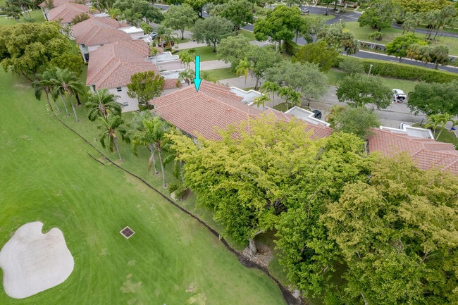 Building Photo - 8050 Aberdeen Dr