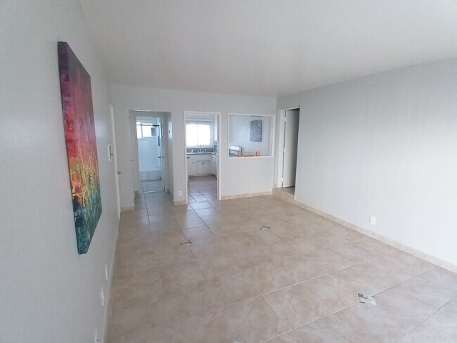 Building Photo - 1801 N Gramercy Pl