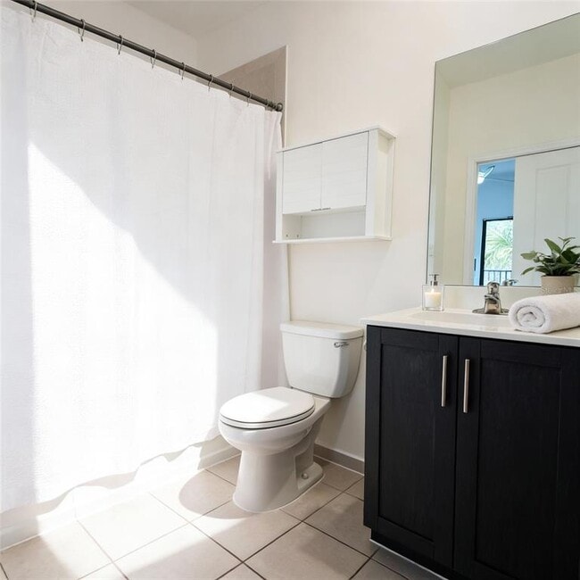 Building Photo - 4610 Shire Ln