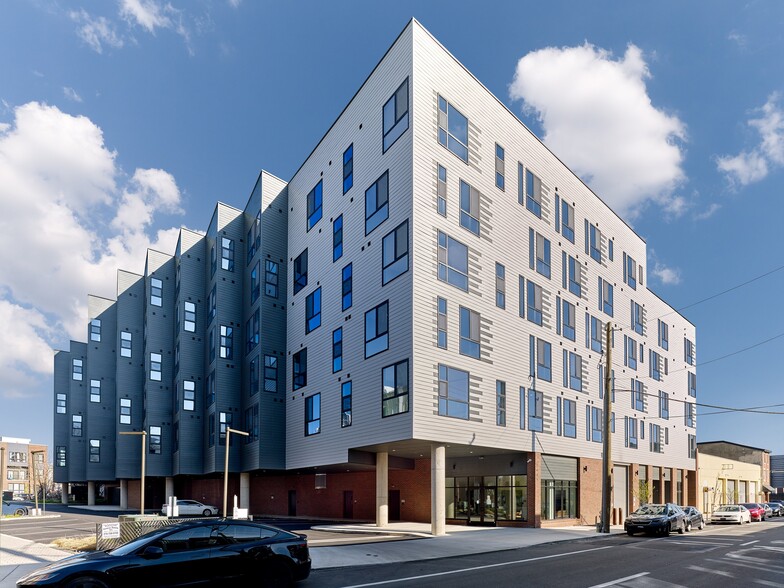 Building Photo - Avenue V 55 Plus Community