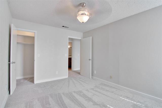 Building Photo - 2015 Whippoorwill Ln