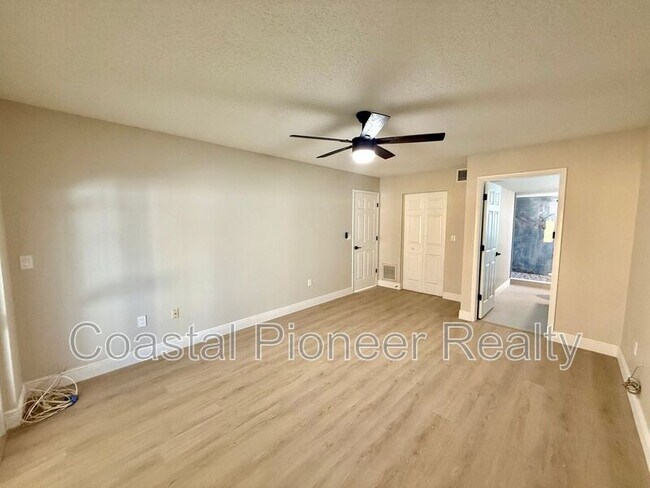 Building Photo - 8731 Huntfield St