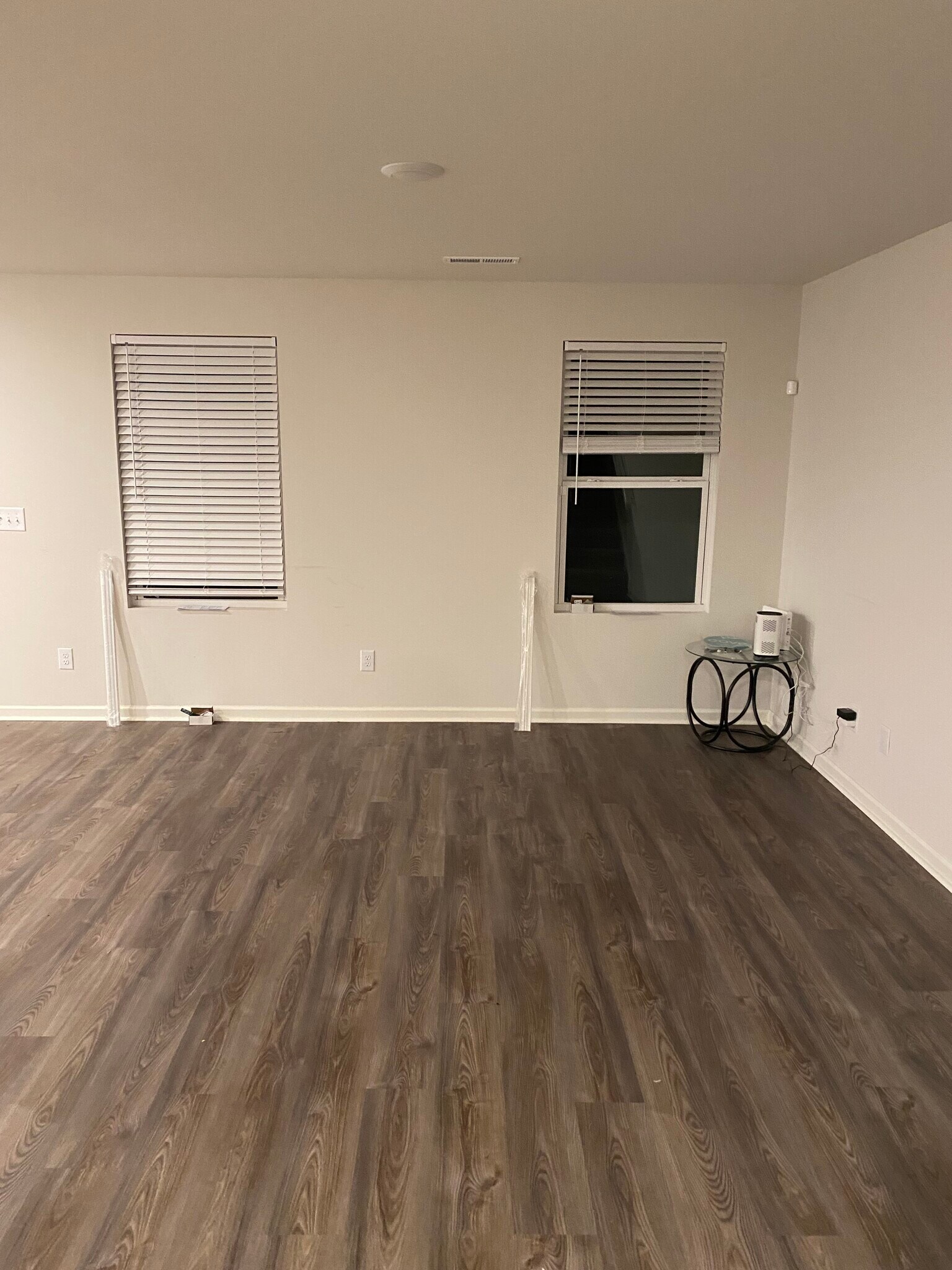 Building Photo - 427 Silo Ct