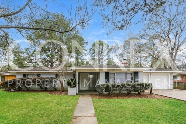 Primary Photo - Beautiful 4 Bedroom Home in Jackson, Avail...