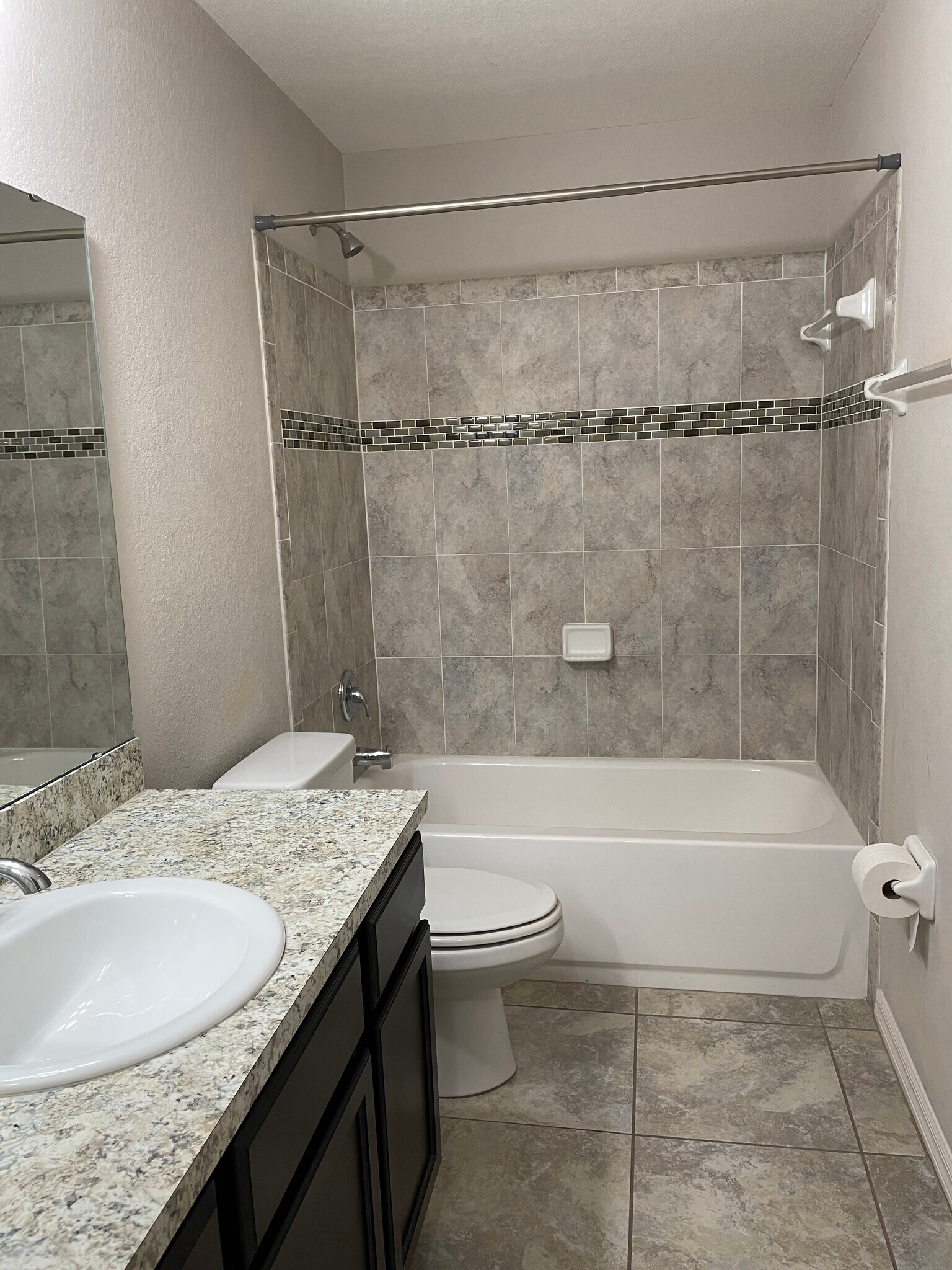 Building Photo - 27515 Desert Willow Way