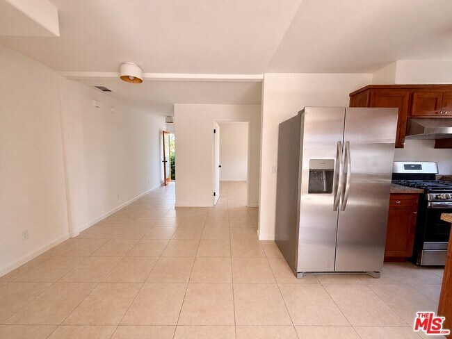 Building Photo - 1031 Coronado Ter