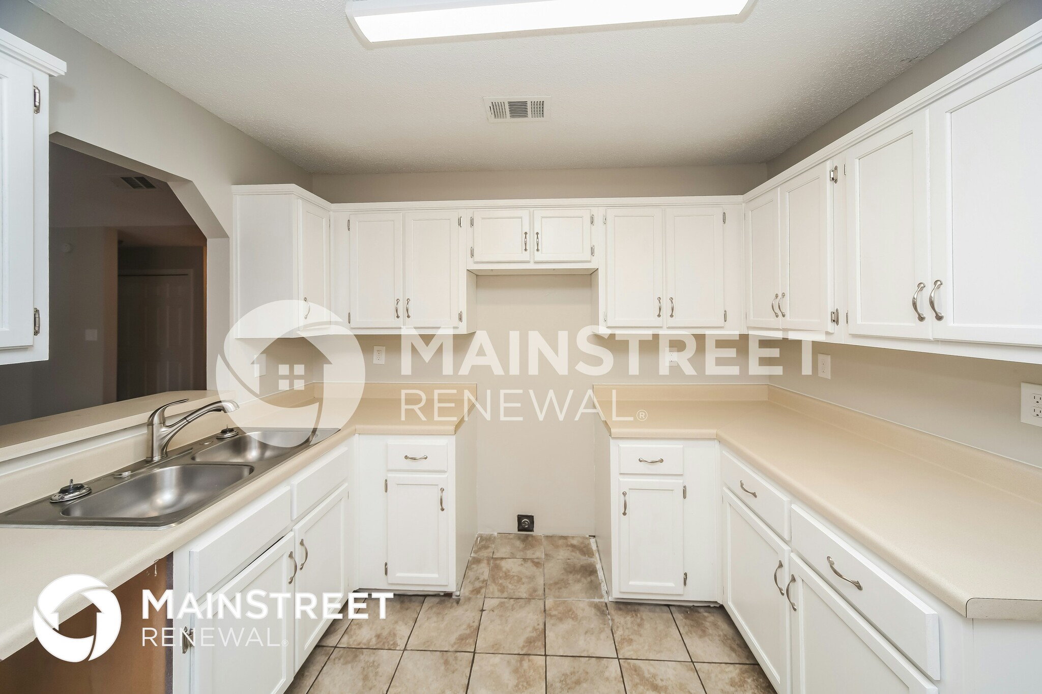 Building Photo - 3018 Caitlynn Circle S
