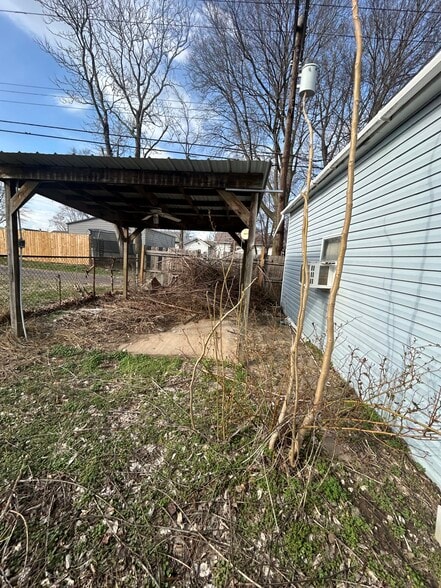 Building Photo - 47 W Penning Ave