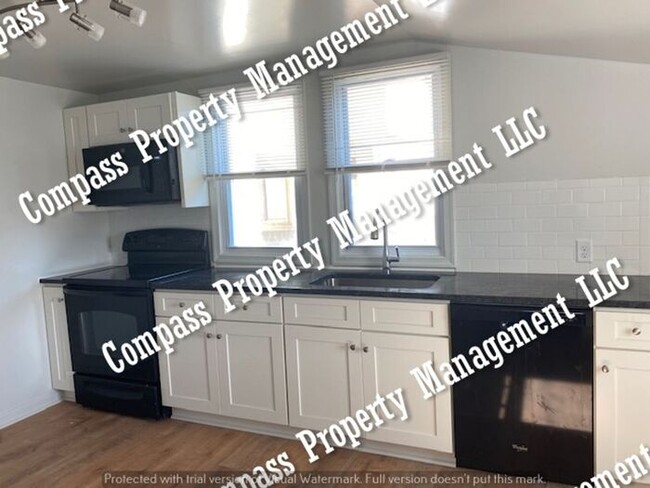 Building Photo - $1645 - 4 Bed, 2 Bath Home - Parkesburg